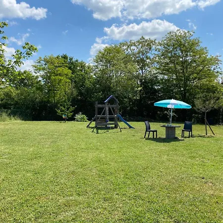Familiale A La Campagne Avec Vue Sur Le Fleuve - Proche De Bordeaux Villa Bourg-sur-Gironde
